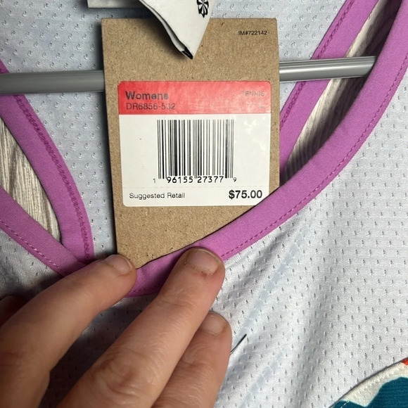 Nike Golf Tank Size Large - Picture 2 of 3